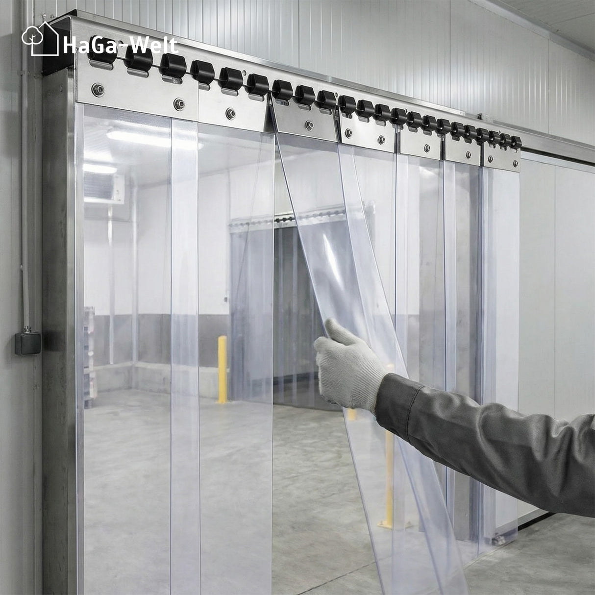 Plaque de montage de différentes longueurs pour stores à lamelles et rideaux à lanières en PVC